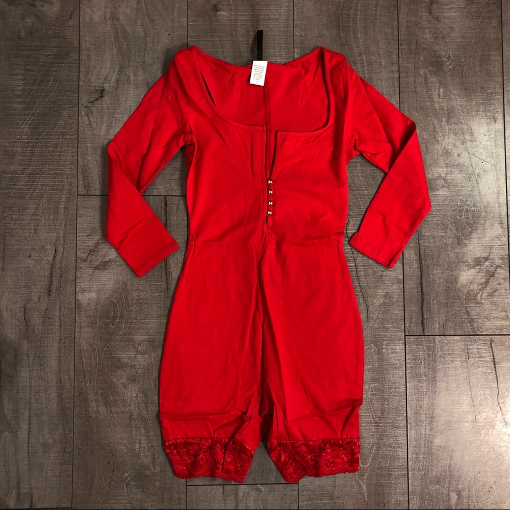 LAST | Sexy Red Lace Romper - Picture 2 of 2